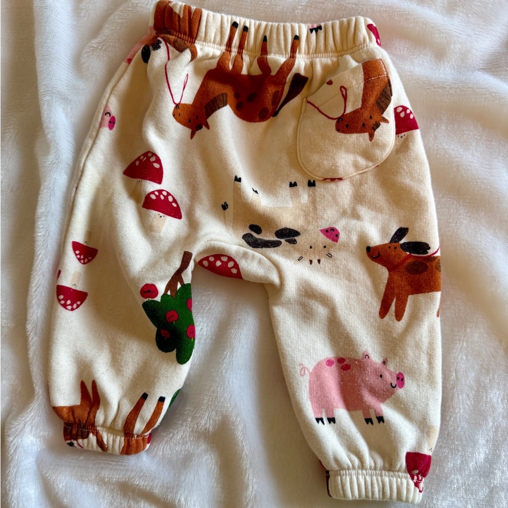 Old Navy Cream Baby Matching Sweats with Animal Print - Picture 4 of 5